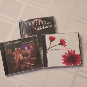 Bundle of Willie Nelson CDs